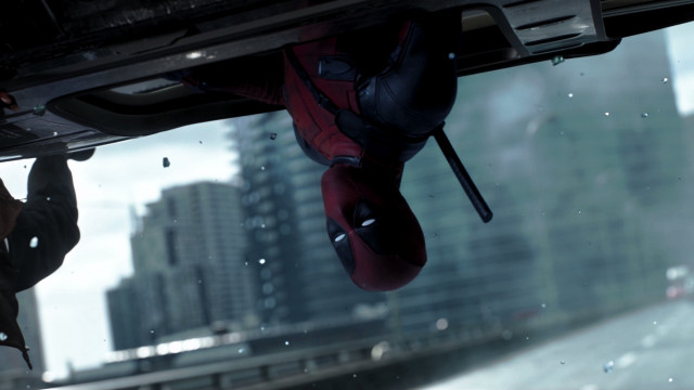 Man suit tie cityscape vfx free wallpaper for desktop - medium preview image