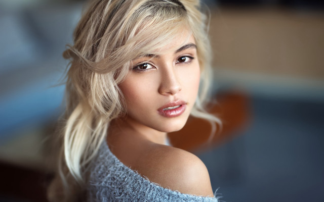 Blonde woman blue top portrait #2 free wallpaper - medium preview image