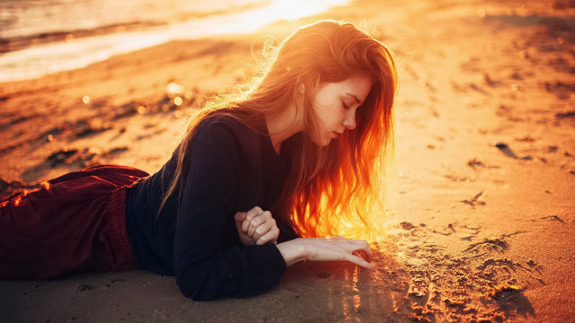 Beach woman sunset fire autumn free wallpaper - medium preview image