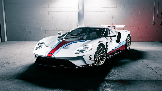 White sports car garage red #16 free wallpaper - medium preview image