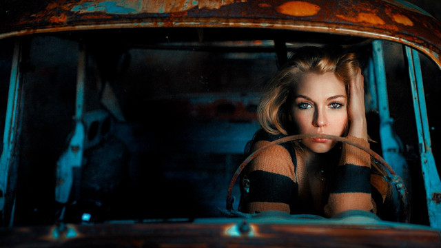 Woman back rusted car hand free wallpaper - medium preview image