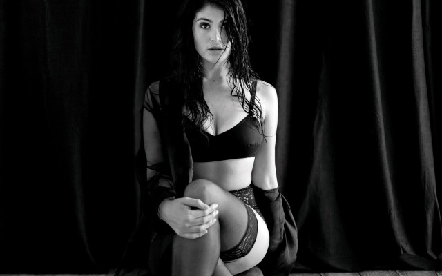 Woman lingerie floor crossed black free wallpaper - medium preview image
