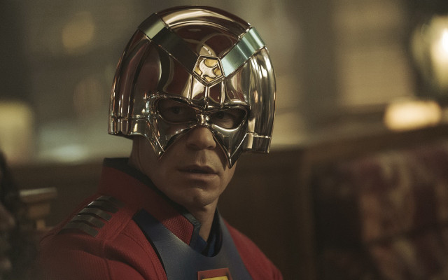 Man red jacket helmet cobra free wallpaper - medium preview image