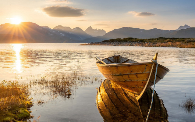 Lake mountain sunset boat landscape free wallpaper - medium preview image