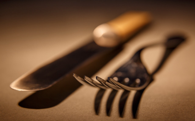 Knife fork spoon table top free wallpaper - medium preview image