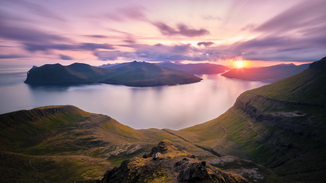 Sunset mountain lake cityscape clouds #3 free wallpaper - medium preview image