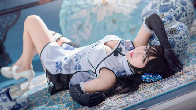 Woman white dress blue carpet free wallpaper - medium preview image