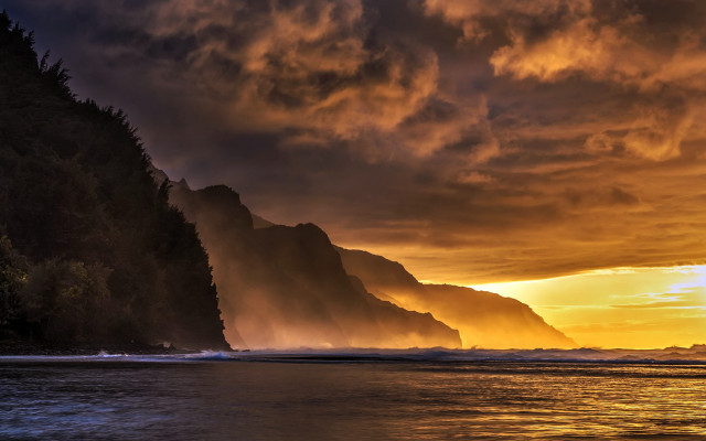Sunset mountain lake cliff clouds free wallpaper - medium preview image
