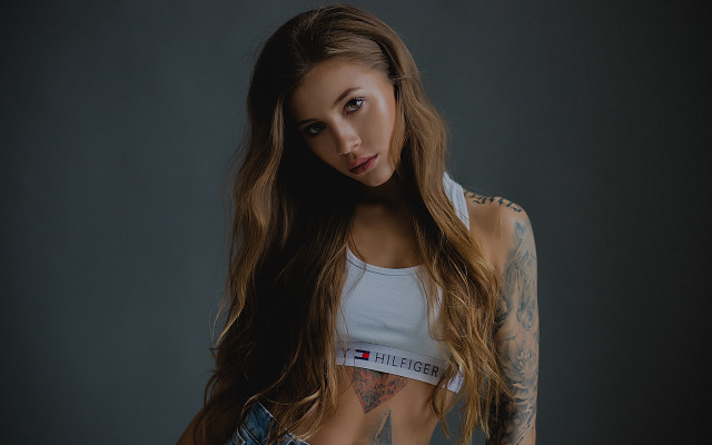 Aramenta dianthe vail tattoo blonde free wallpaper - medium preview image