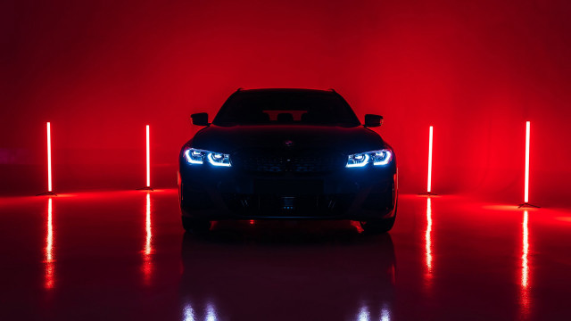 Car red light headlights synthwave free wallpaper - medium preview image