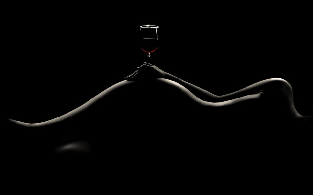 Wine legs stilllife black shadow free wallpaper - medium preview image