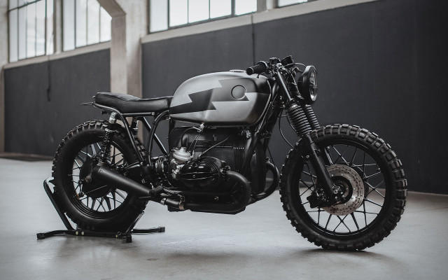 Motorcycle garage black wall black free wallpaper - medium preview image