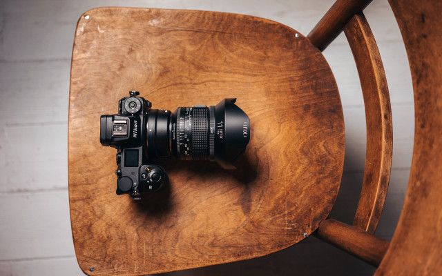 Camera wooden chair table bernt free wallpaper - medium preview image