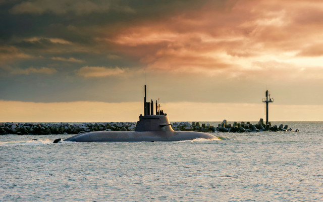 Submarine lighthouse pier sunset cloudy free wallpaper - medium preview image