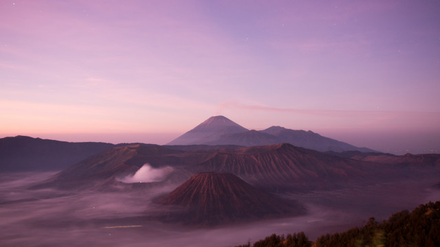 Mountain fog clouds dusk pink free wallpaper - medium preview image