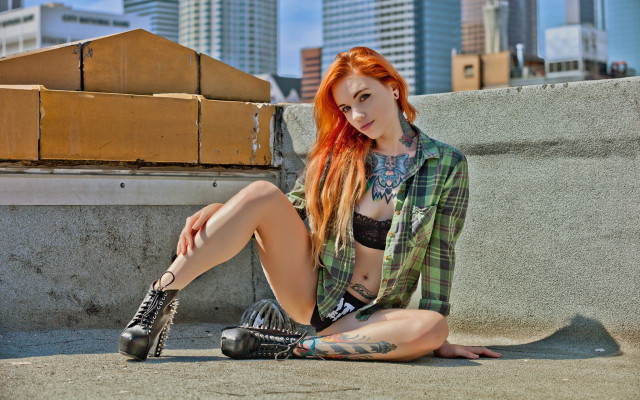 Red haired tattooed woman city free wallpaper - medium preview image