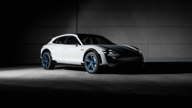 White sports car dark room #10 free wallpaper - medium preview image