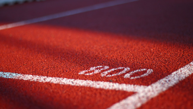 Tennis court red sky tilt free wallpaper - medium preview image