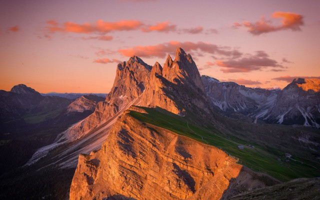 Mountain range sunset clouds cityscape #4 free wallpaper - medium preview image