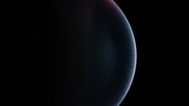 Black white red holography planet free wallpaper - medium preview image