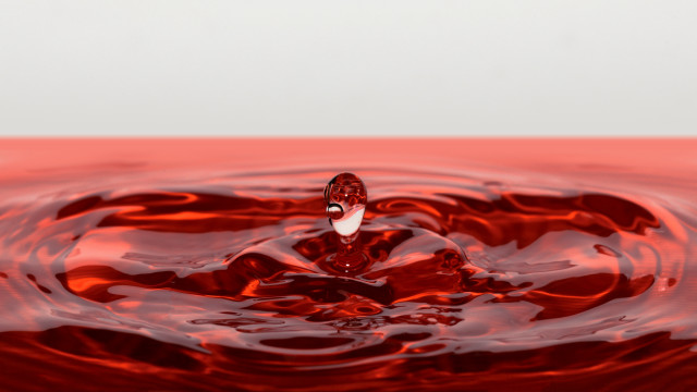 Red liquid droplet 3d render free wallpaper - medium preview image