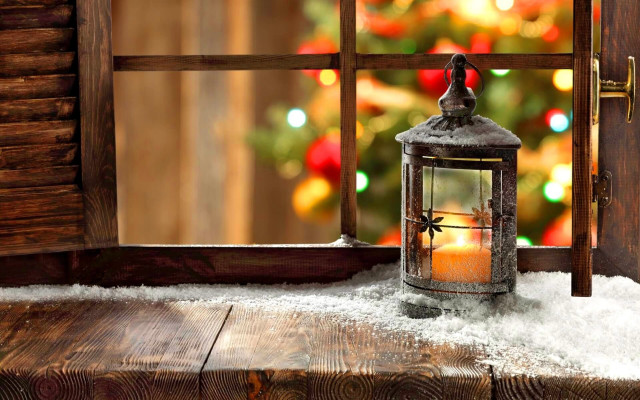Lantern window sill christmas tree free wallpaper - medium preview image