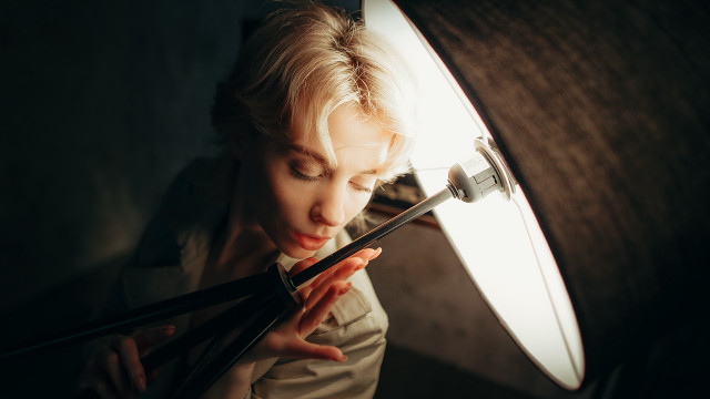 Woman scissors light portrait studio free wallpaper - medium preview image