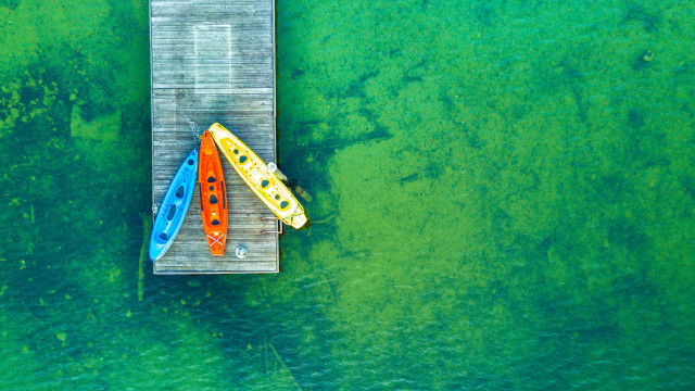 Canoes dock water summer nature free wallpaper - medium preview image