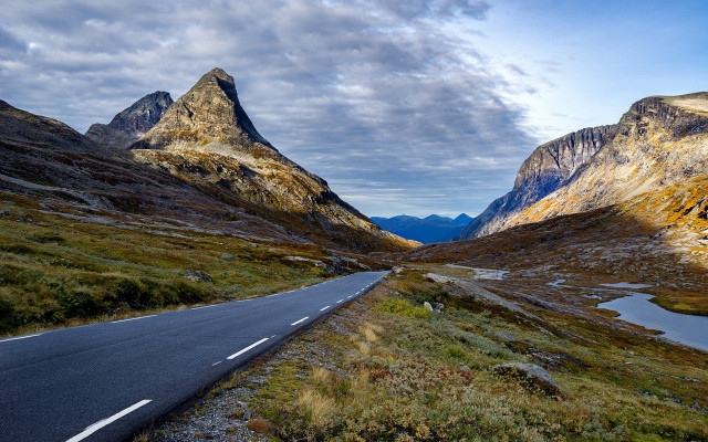 Valley mountains cloudy sky lake free wallpaper - medium preview image