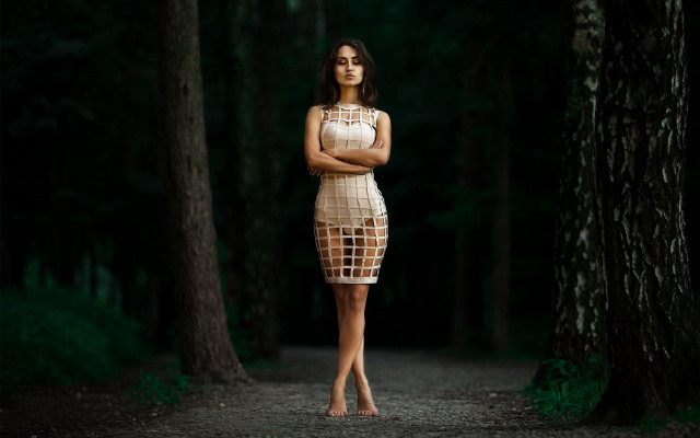 Woman forest portrait elina karimova free wallpaper - medium preview image