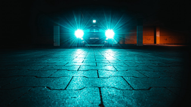 Green glowing car night shining free wallpaper - medium preview image