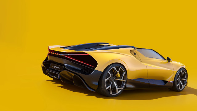 Yellow sports car gradient background free wallpaper - medium preview image