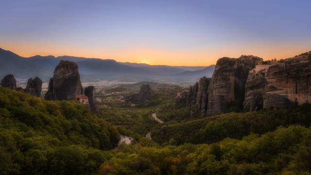 Scenic valley mountains sunset village free wallpaper - medium preview image