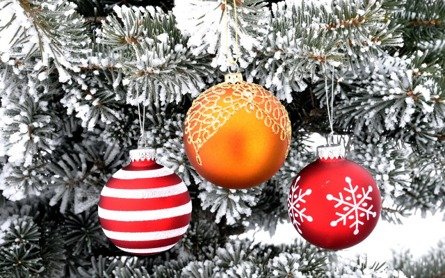 Ornaments snowy tree kimono folk free wallpaper - medium preview image