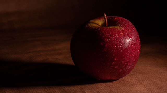 Red apple water droplets brown free wallpaper - medium preview image