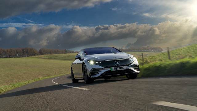 Silver car green field tilt free wallpaper - medium preview image