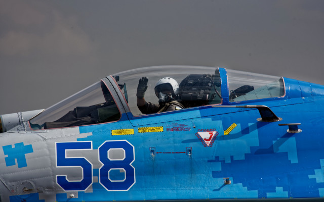 Fighterjet pilot wave cockpit blue free wallpaper - medium preview image