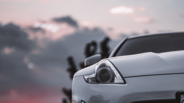 Car sky clouds red light free wallpaper - medium preview image
