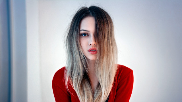 Woman long hair red shirt free wallpaper - medium preview image