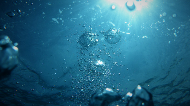 Blue ocean bubbles underwater sky free wallpaper for desktop - medium preview image