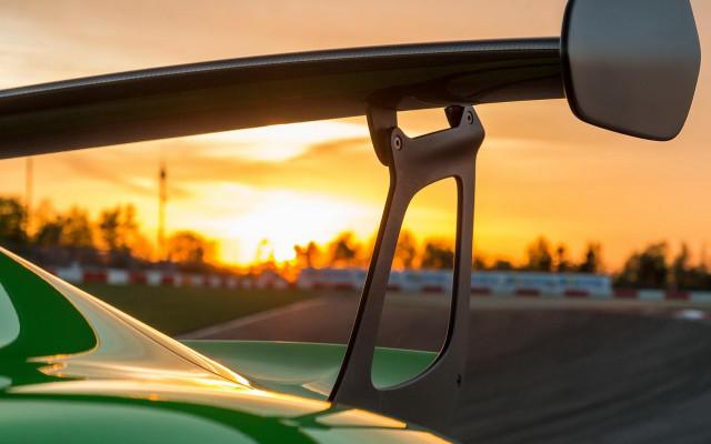 Sunset reflection car beach autumn free wallpaper - medium preview image