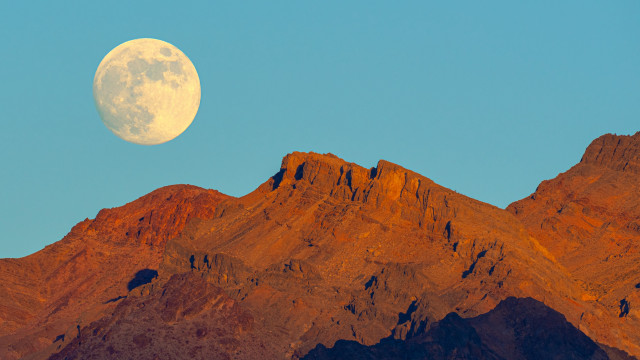 Full moon mountain desert night #3 free wallpaper - medium preview image