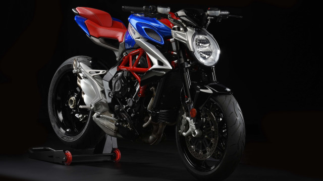 Red white blue motorcycle dosso free wallpaper - medium preview image