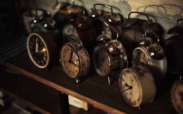 Shelf clocks graffiti tiltshift blurry free wallpaper - medium preview image