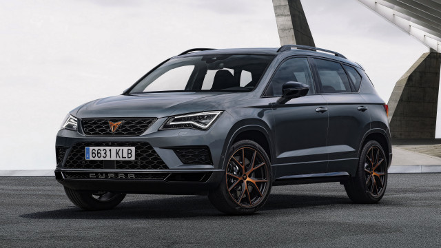 Grey suv building bridge clouds free wallpaper - medium preview image