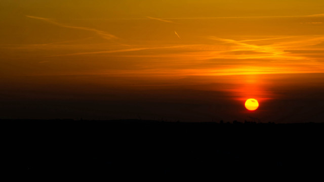 Sunset plane clouds horse mountain free wallpaper - medium preview image
