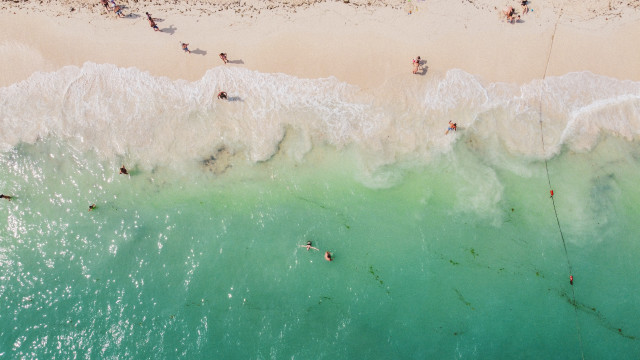 Beach wave people summer milkyway free wallpaper - medium preview image