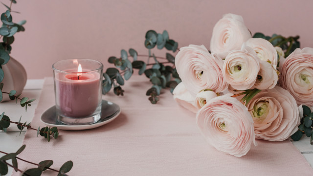 Pink table candle flowers vase free wallpaper - medium preview image