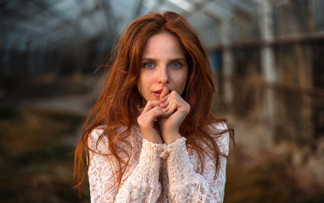 Red haired woman portrait bokeh #3 free wallpaper - medium preview image