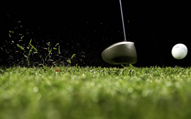 Golf ball club grass dark free wallpaper - medium preview image